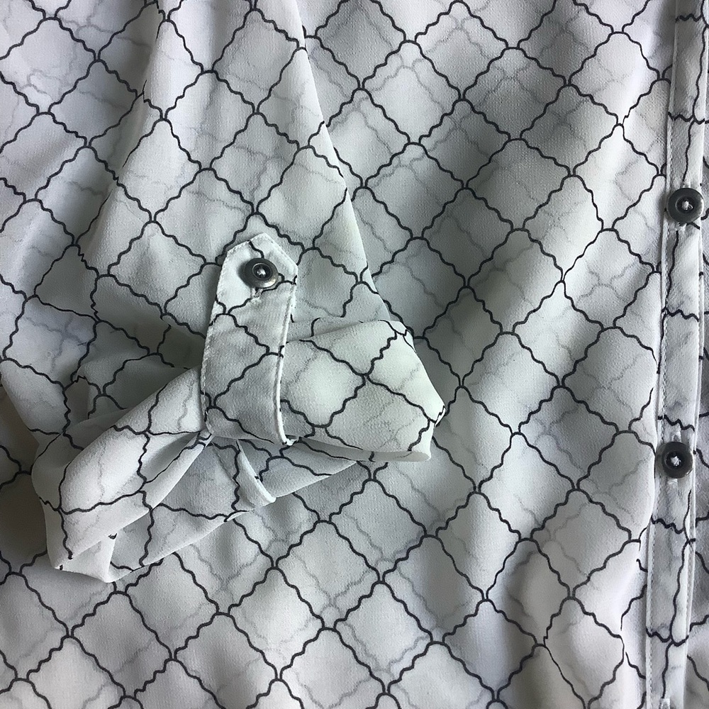 Cabi Sheer button front blouse black & white oversized Small - Picture 5 of 7